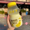 H852c5e79d3db4466a577ba55425482b1T.webp Botella Kawaii 480ml Forma Yakult para Niñas BPA Free - Werlivo