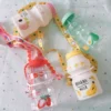 H9a78b5afd99a406b90432eee24360c1cg-1.webp Botella Kawaii 480ml Forma Yakult para Niñas BPA Free - Werlivo