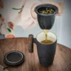 S3b13d3143e6049e395645a6246e1a022H.webp Taza de Cerámica Retro con Mango de Madera y Tapa - Werlivo