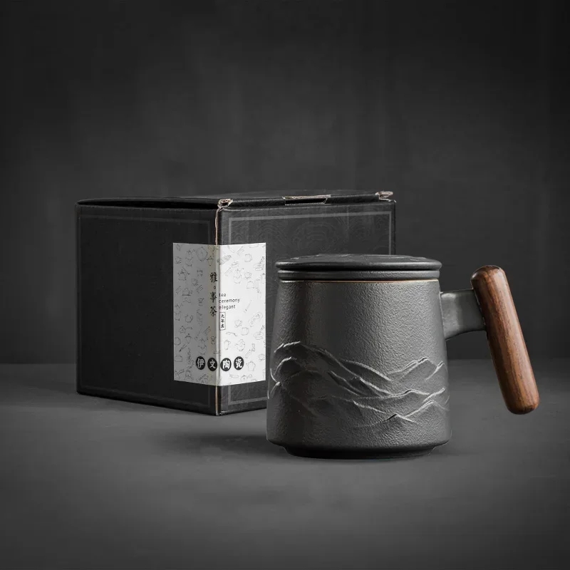 Sf73594dc40f047dba2fc252f5b69a974z-2.webp Taza de Cerámica con Infusor de Té y Mango de Madera - Werlivo